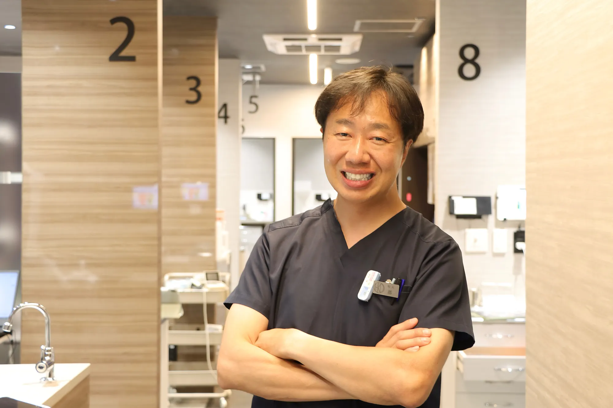 博多こおり歯科 院長 郡 英寛